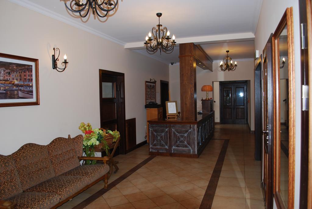 Hotel Karczma Nad Stawem Рогово Екстериор снимка